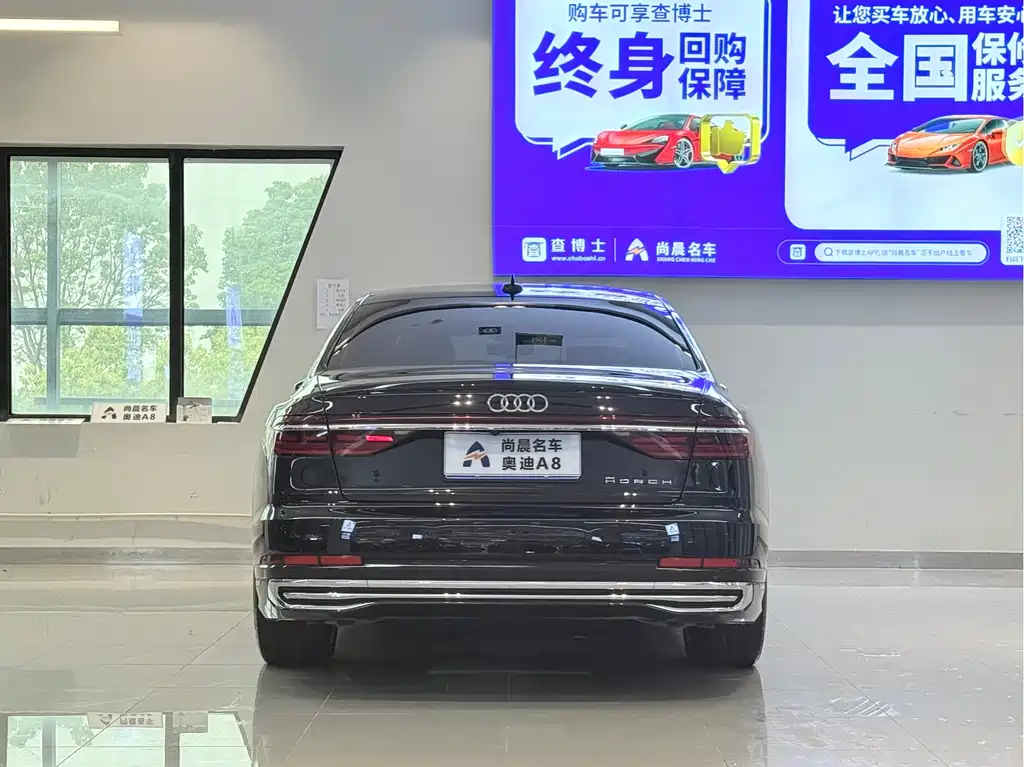 Audi A8 2025 — фото 17