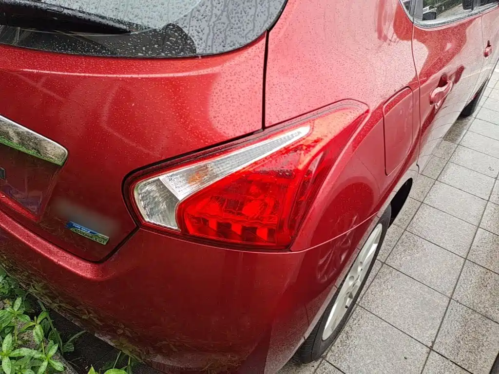 Nissan Tiida 2015 — фото 8