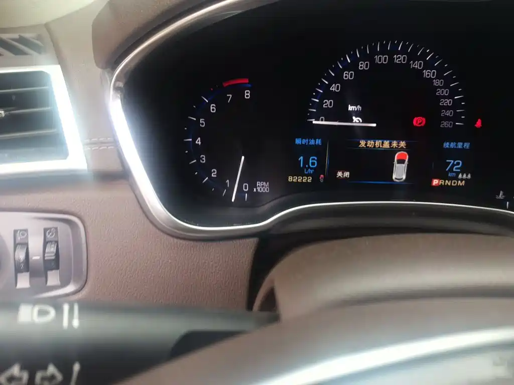 Cadillac SRX 2015 — фото 13