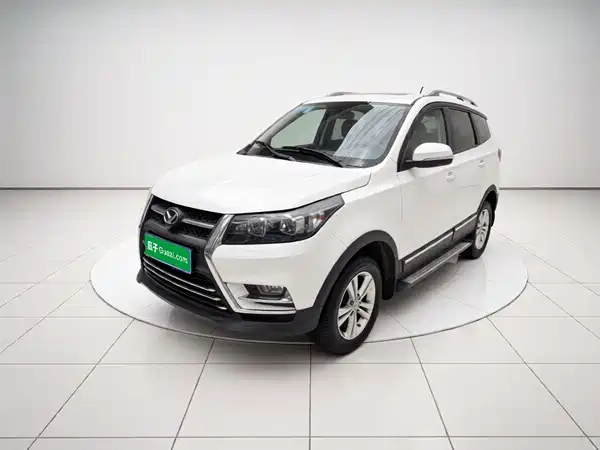 BAIC Huansu S3 2016
