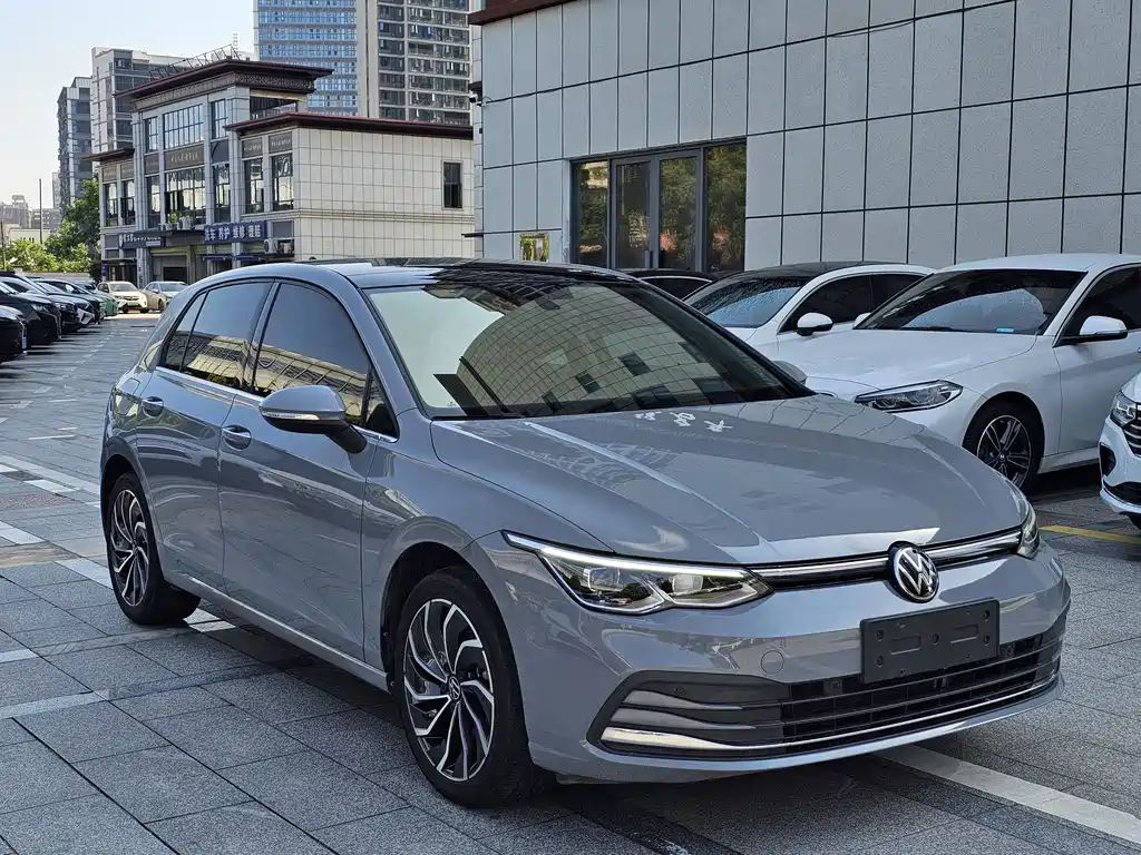 Volkswagen Golf 2022