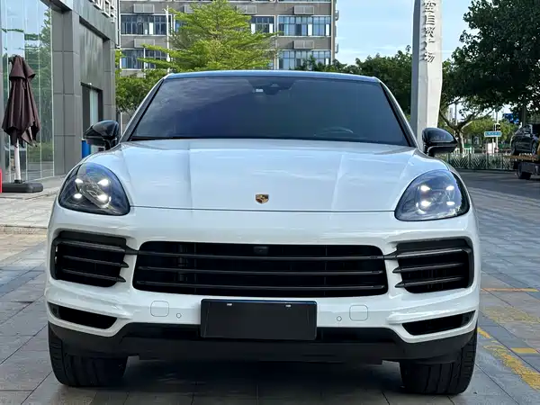 Porsche Cayenne 2023