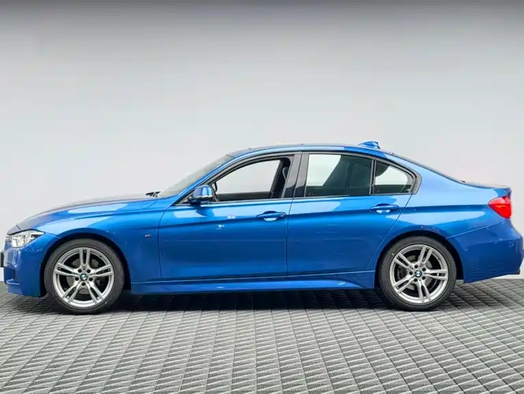 BMW 3 Series 2019