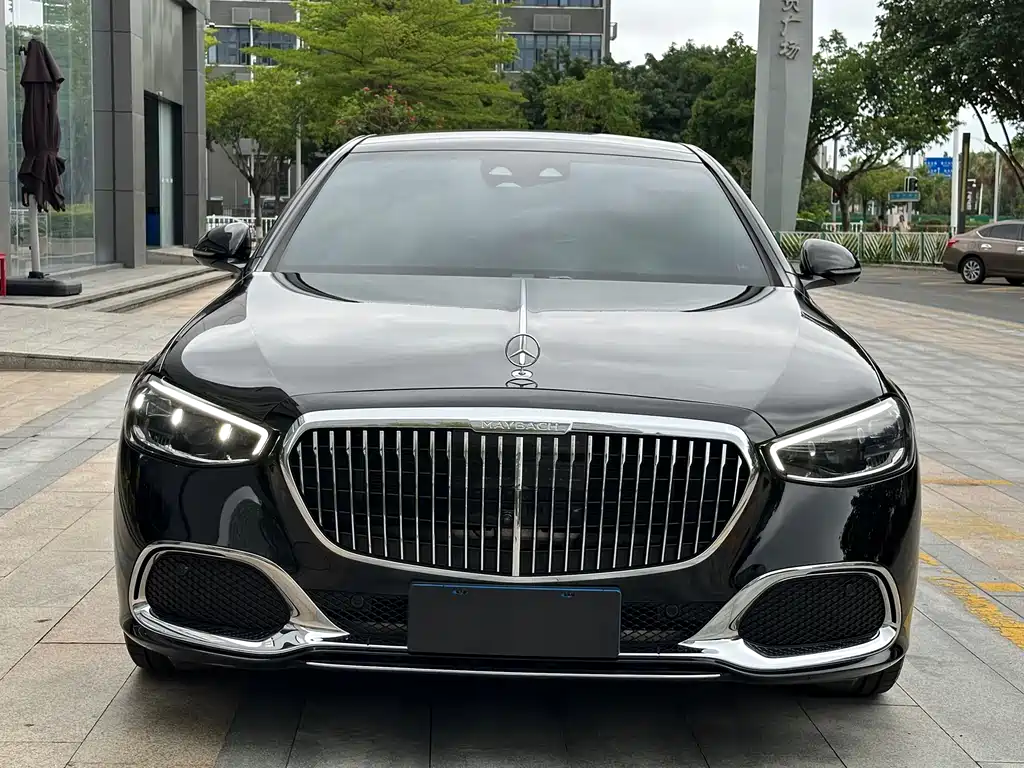 Mercedes-Benz S-Class 2023