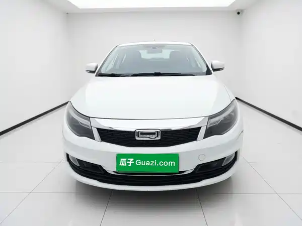 Qoros 3 2019