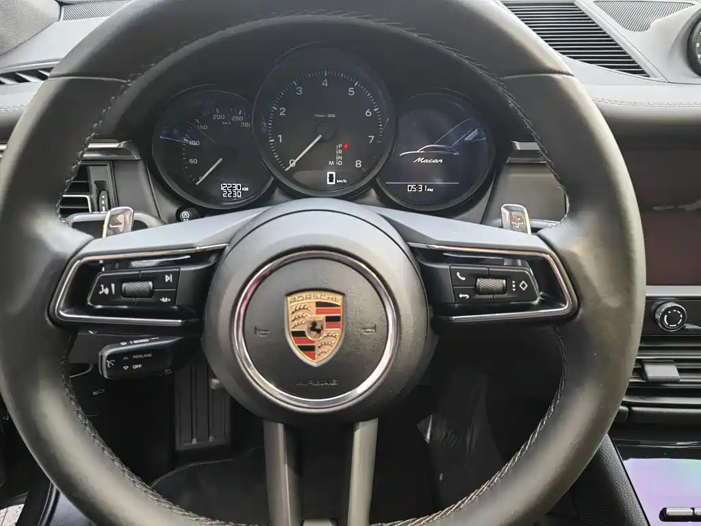 Porsche Macan 2024 — фото 13
