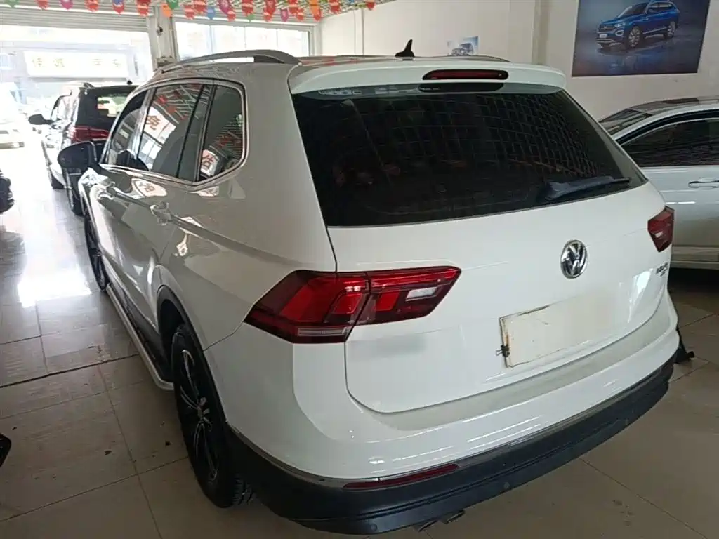 Volkswagen Tiguan L 2020 — фото 5