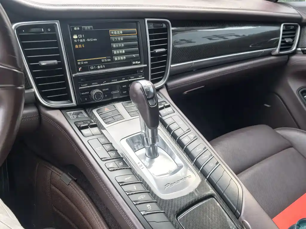 Porsche Panamera Hybrid 2015 — фото 11