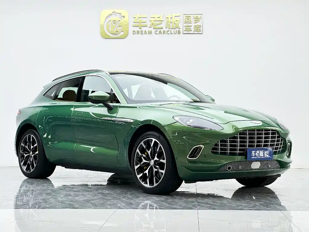 Aston Martin DBX 2023 — фото 3