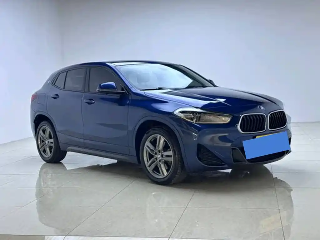 BMW X2 2022 — фото 2
