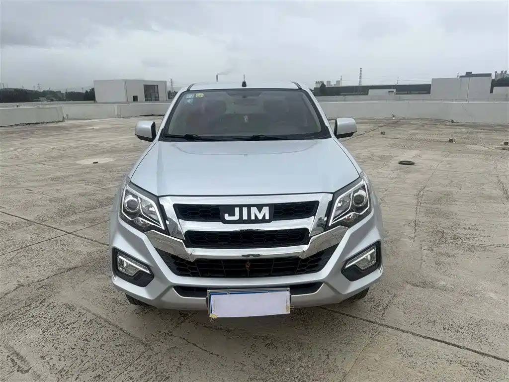 Isuzu RE-MAX 2022