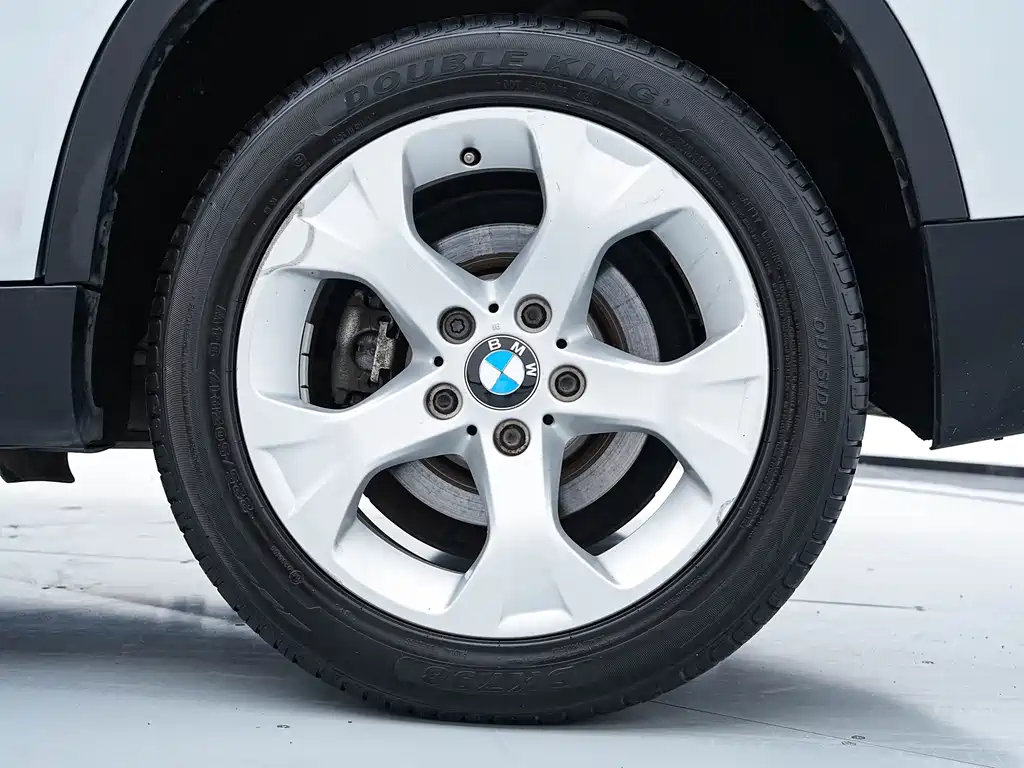 BMW X1 2013 — фото 20