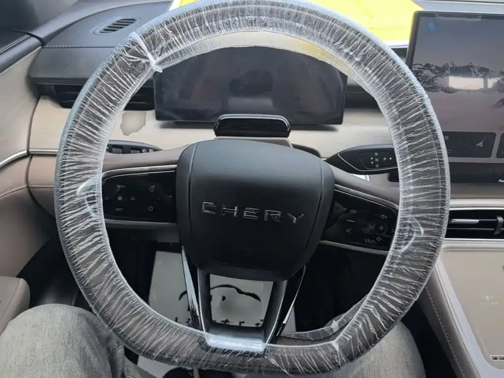 Chery Tiggo 8 PLUS 2025 — фото 11
