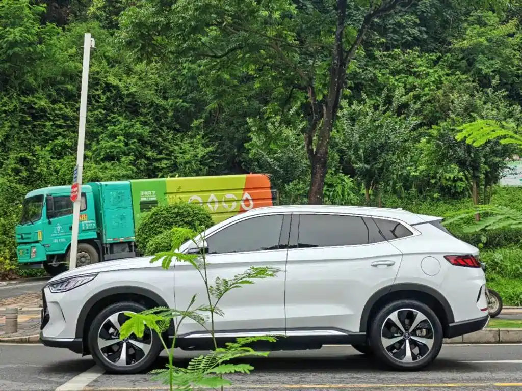 BYD PLUS New Energy 2022 — фото 5