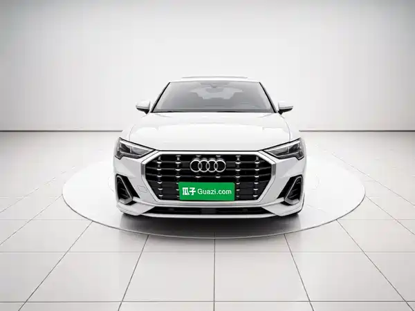 Audi Q3 2021