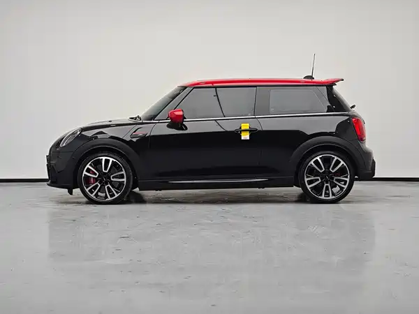 MINI JCW 2022