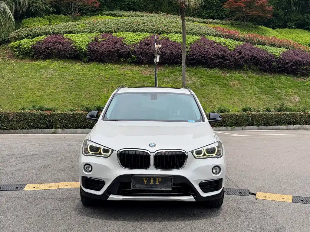 BMW X1 2018 — фото 2