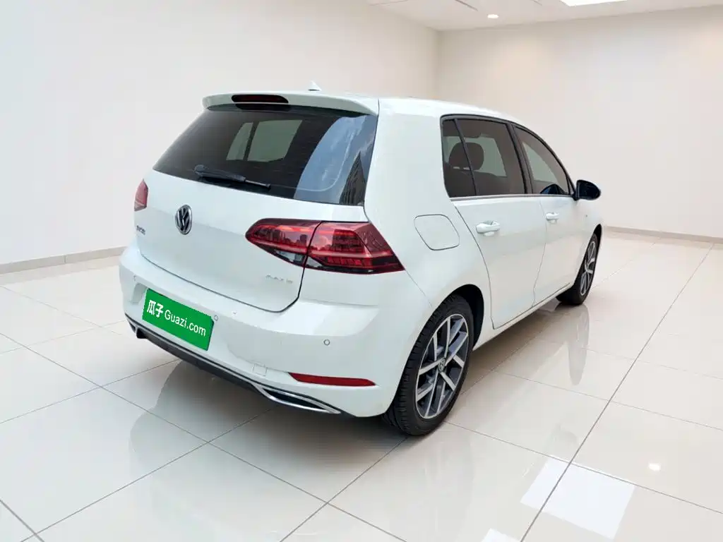 Volkswagen Golf 2018 — фото 4