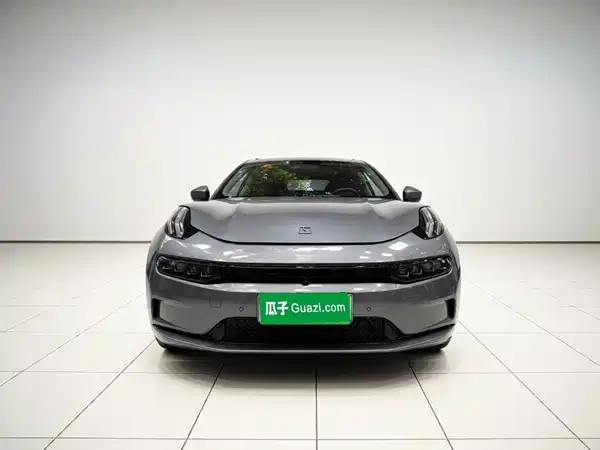 Zeekr 001 2022