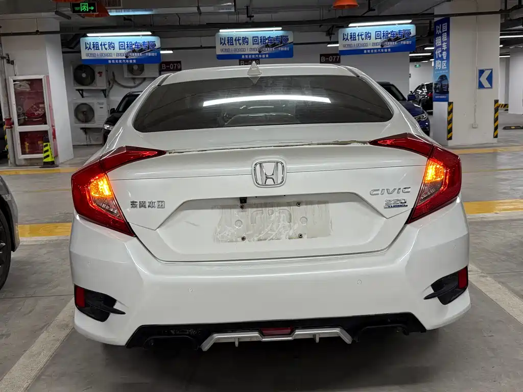 Honda Civic 2020 — фото 16