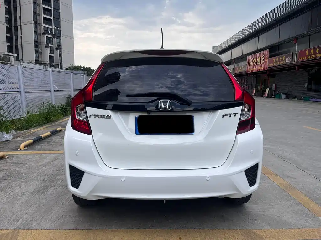 Honda Fit 2017 — фото 8