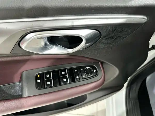 GAC Trumpchi M6 2022