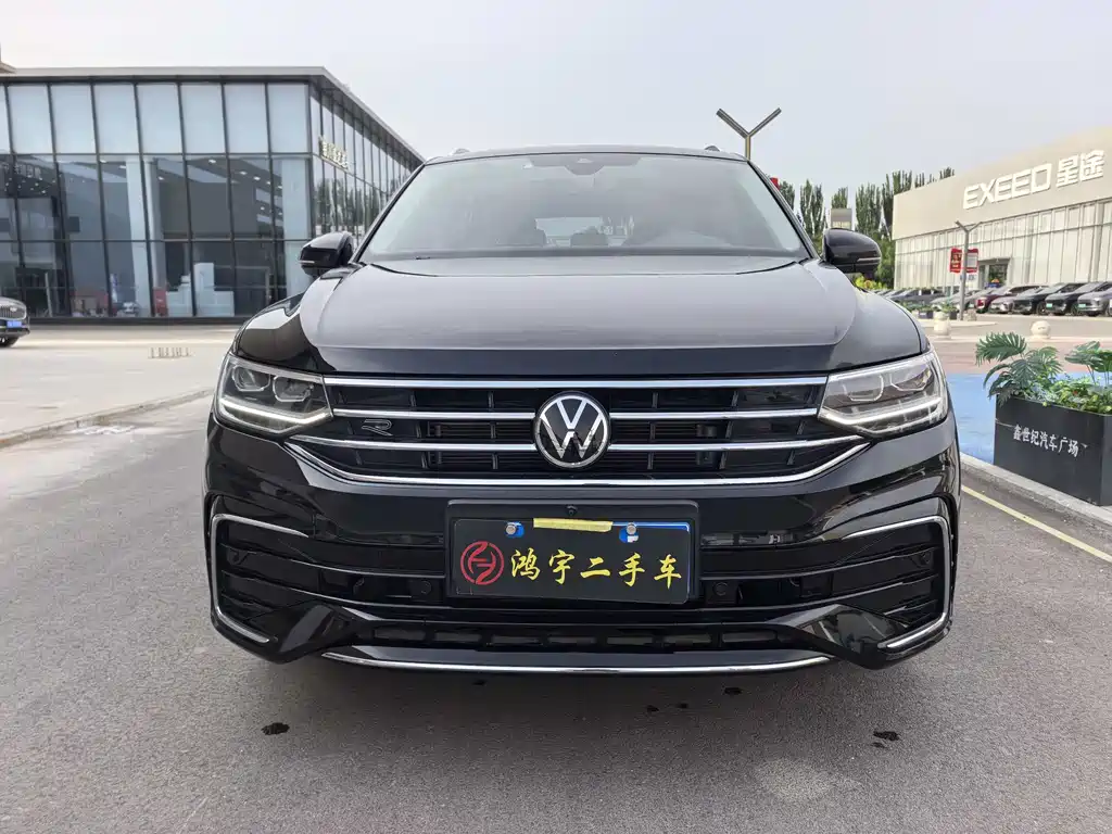 Volkswagen Tiguan L 2023