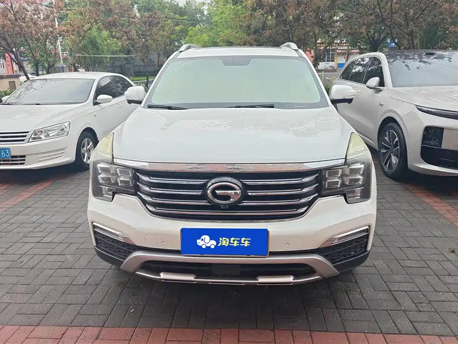 GAC Motor Trumpchi GS8 2017 — фото 2