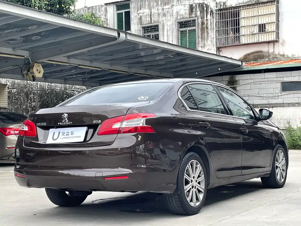 Peugeot 408 2016 — фото 9