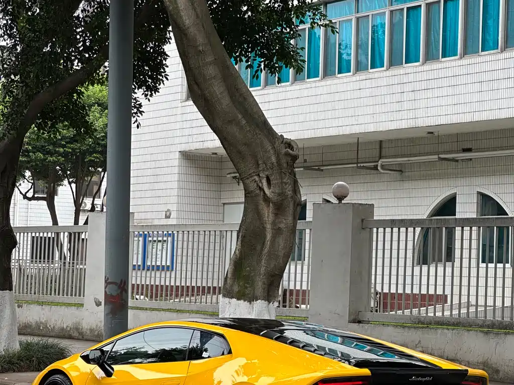 Lamborghini Huracán 2017 — фото 18
