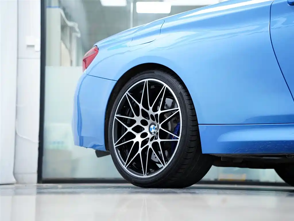 BMW M4 2018 — фото 47