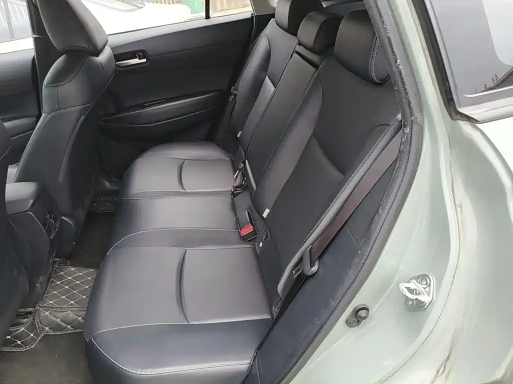 Toyota Corolla Cross 2022 — фото 17