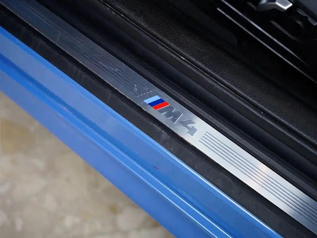 BMW M4 2018 — фото 33