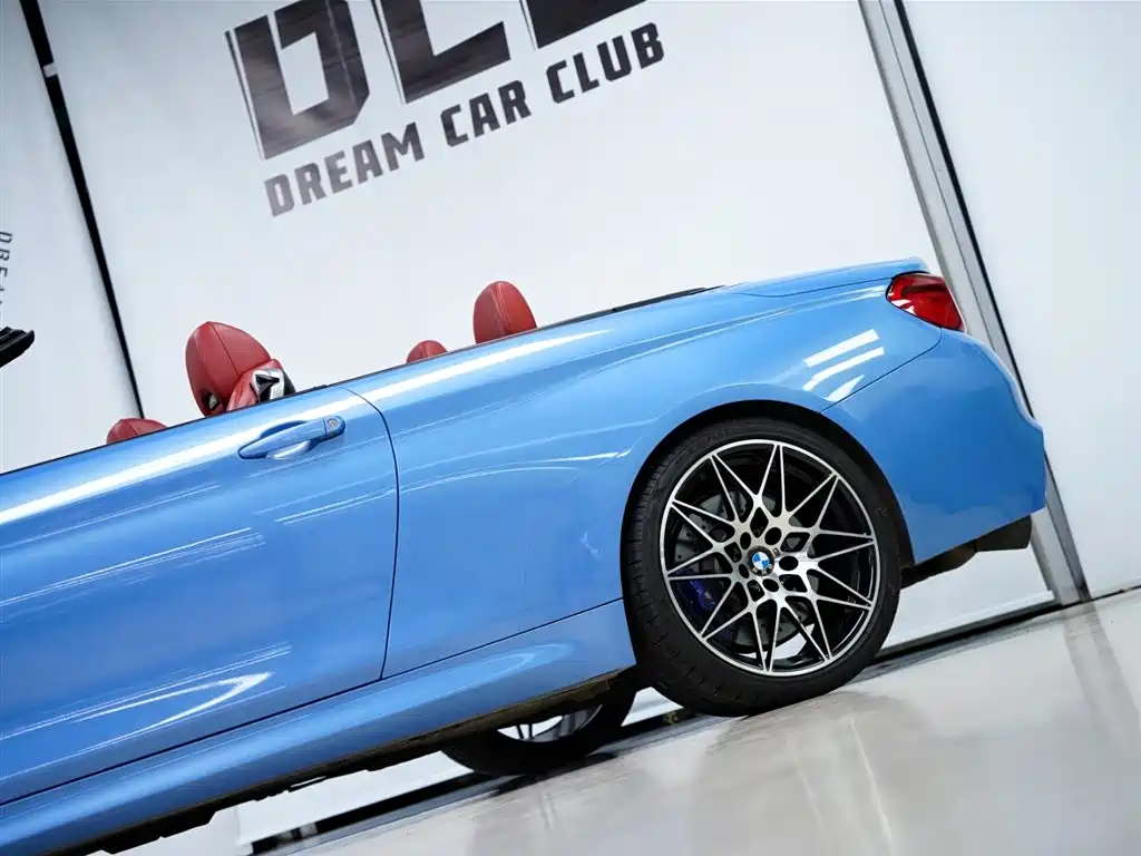 BMW M4 2018 — фото 21