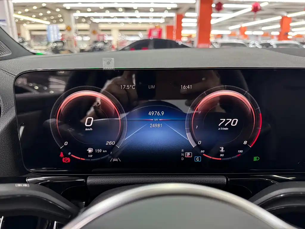 Mercedes-Benz GLA 2022 — фото 25