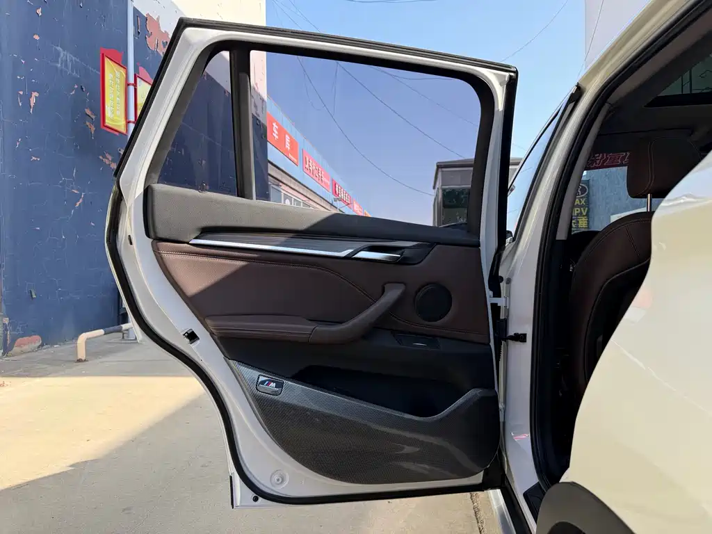 BMW X1 2020 — фото 10
