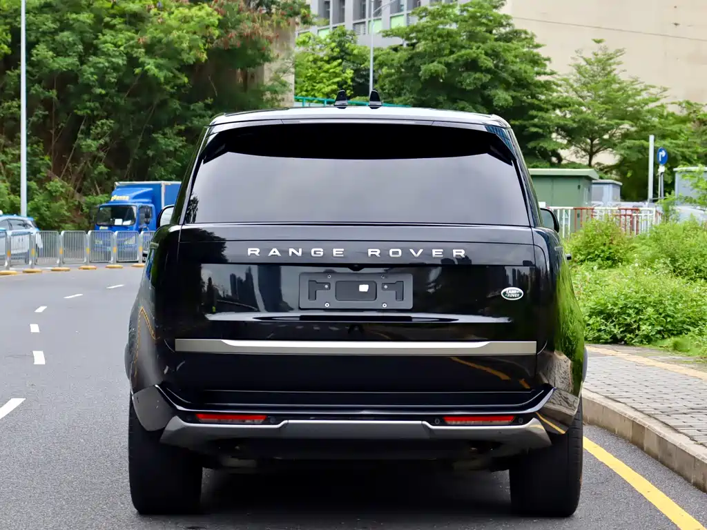 Land Rover Range Rover 2023 — фото 5
