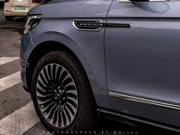 Lincoln Navigator 2020
