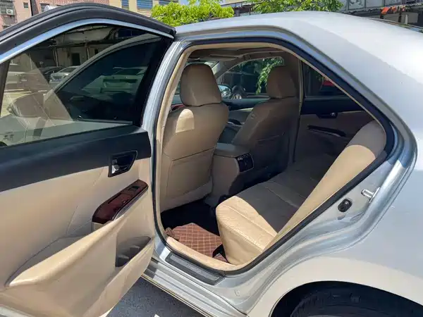 Toyota Camry 2012