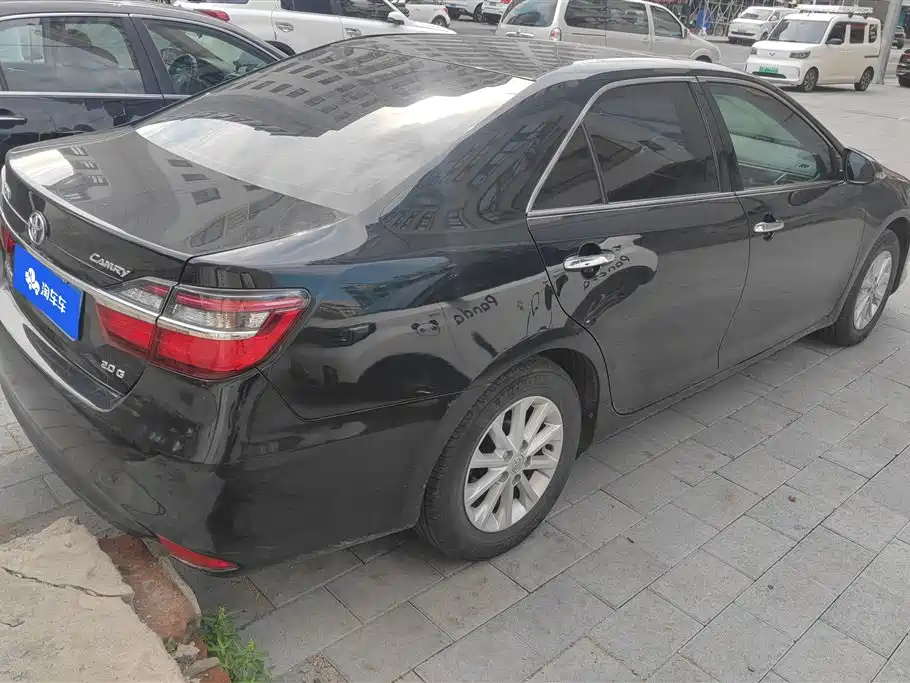 Toyota Camry 2015
