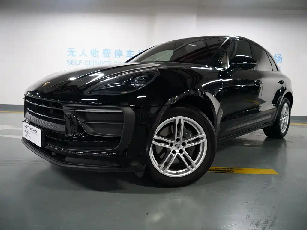 Porsche Macan 2023 — фото 1