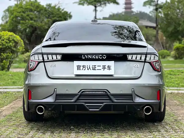 Lynk & Co 03 2022