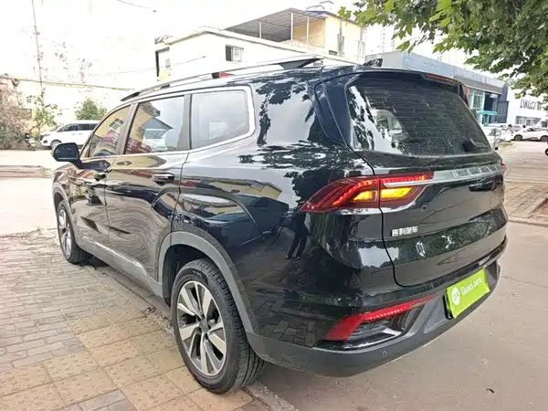 Geely Haoyue 2020