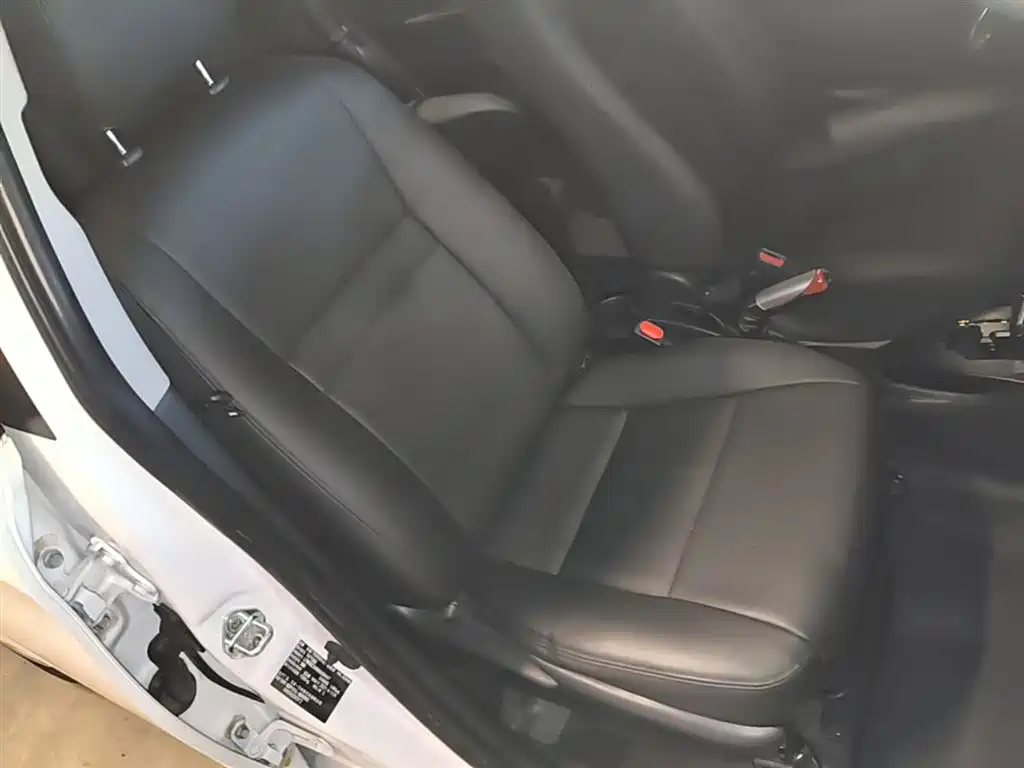 Toyota Vios FS 2022 — фото 25