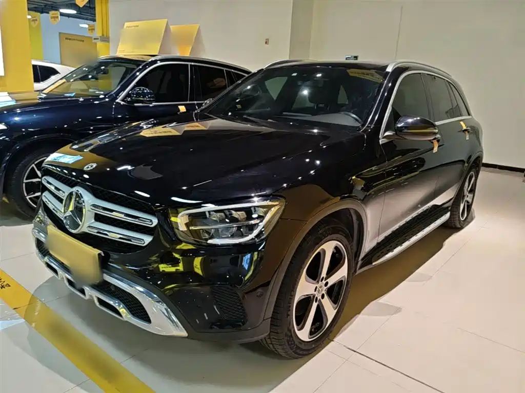 Mercedes-Benz GLC 2022 — фото 1