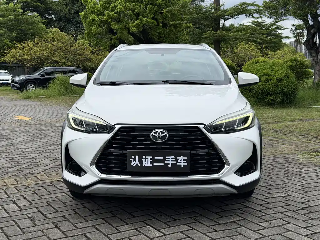 Toyota Yaris L 2020 — фото 2