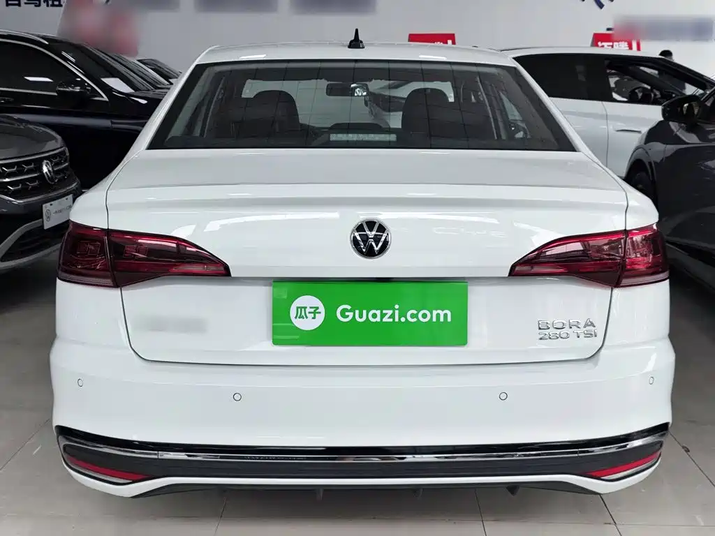 Volkswagen Bora 2024
