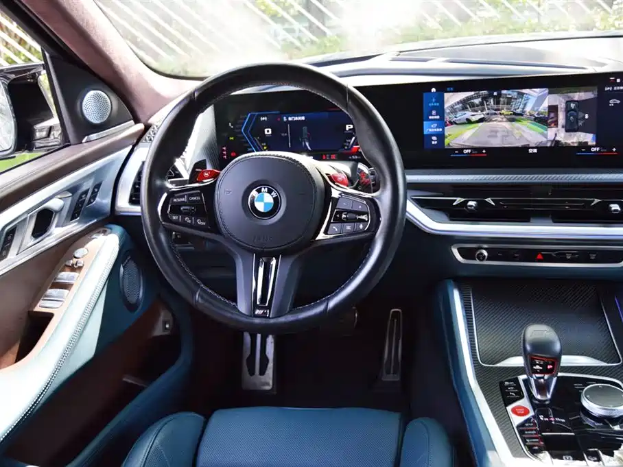 BMW XM 2024 — фото 13