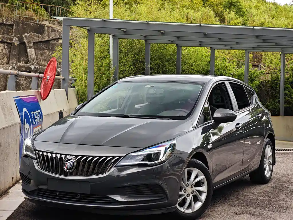 Buick Verano 2017 — фото 1