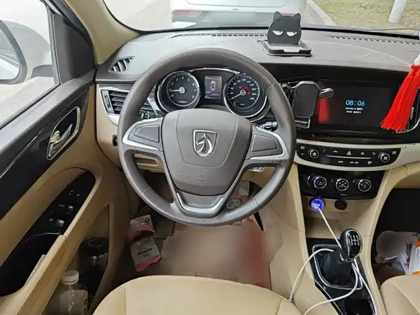 Baojun 730 2016